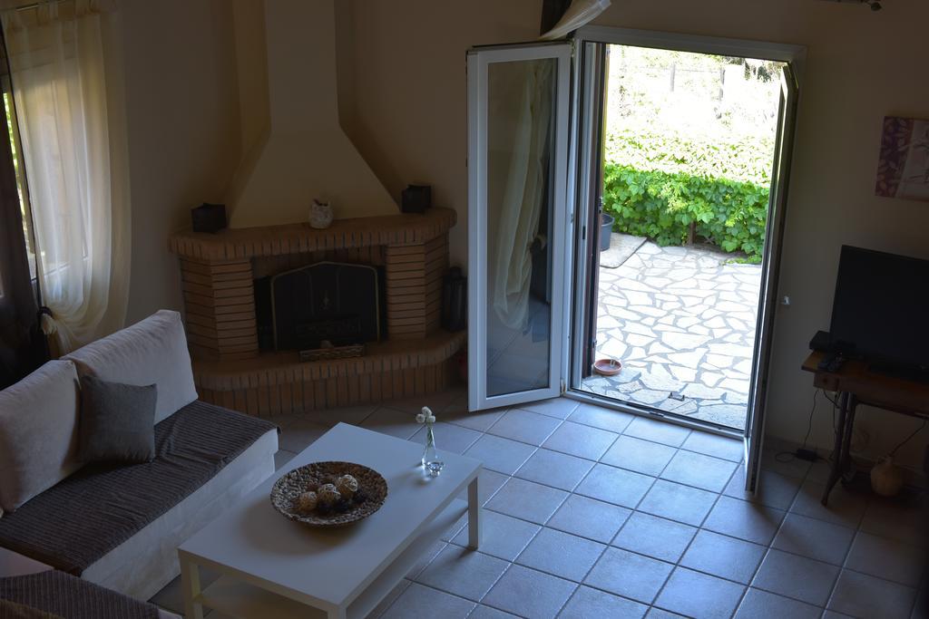 Paxos Santa Marina Villas Gaios Extérieur photo